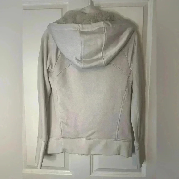 Athleta Triumph Lux Shine Hoodie - Picture 7 of 15